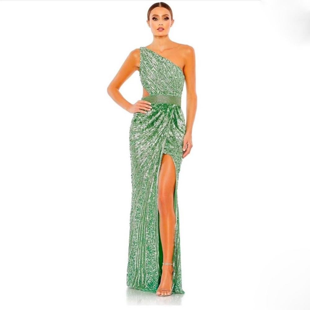 Green Mac Duggal Prom Dress!